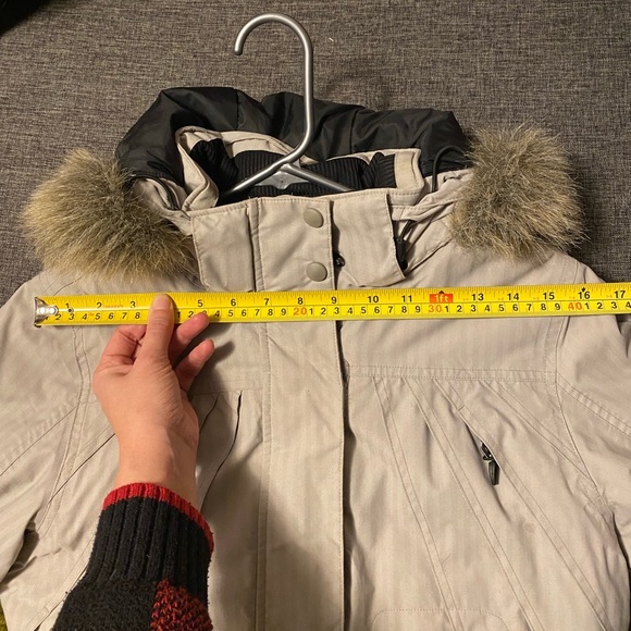 Size SM Ladies BOARD DOKTER Winter Jacket - Picture 13 of 16